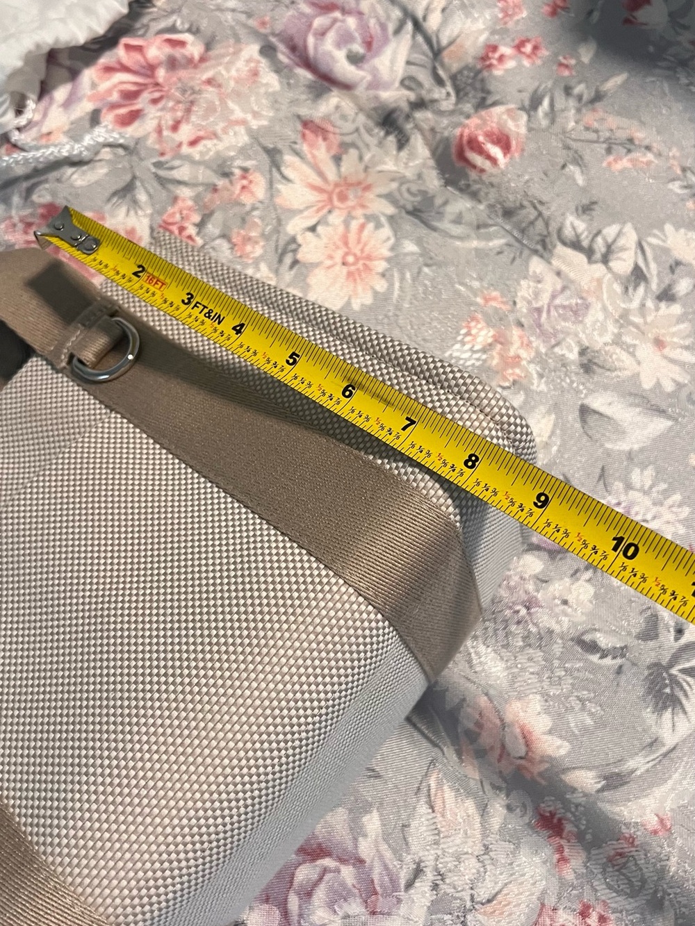 lululemon athletica Two-Tone Canvas Tote - Picture 6 of 6